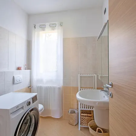 Appartement Starlight House - Garden & Garage - Shared Pool