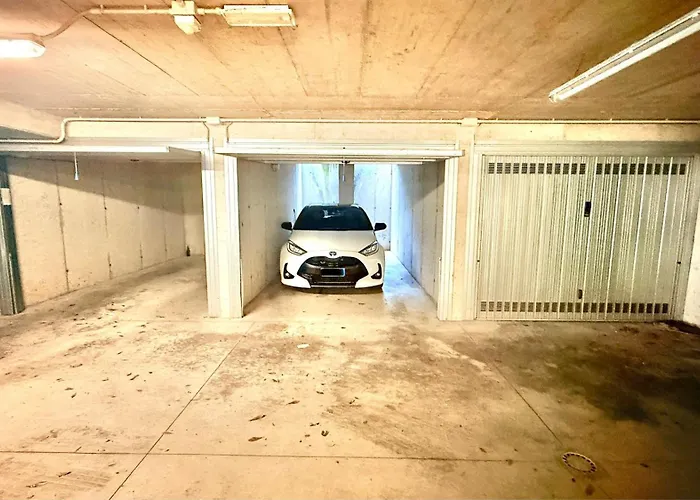 Starlight House - Garden Garage Shared Pool レンノ