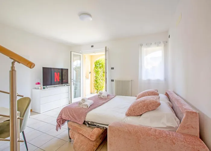 Starlight House - Garden Garage Shared Pool Apartament Lenno